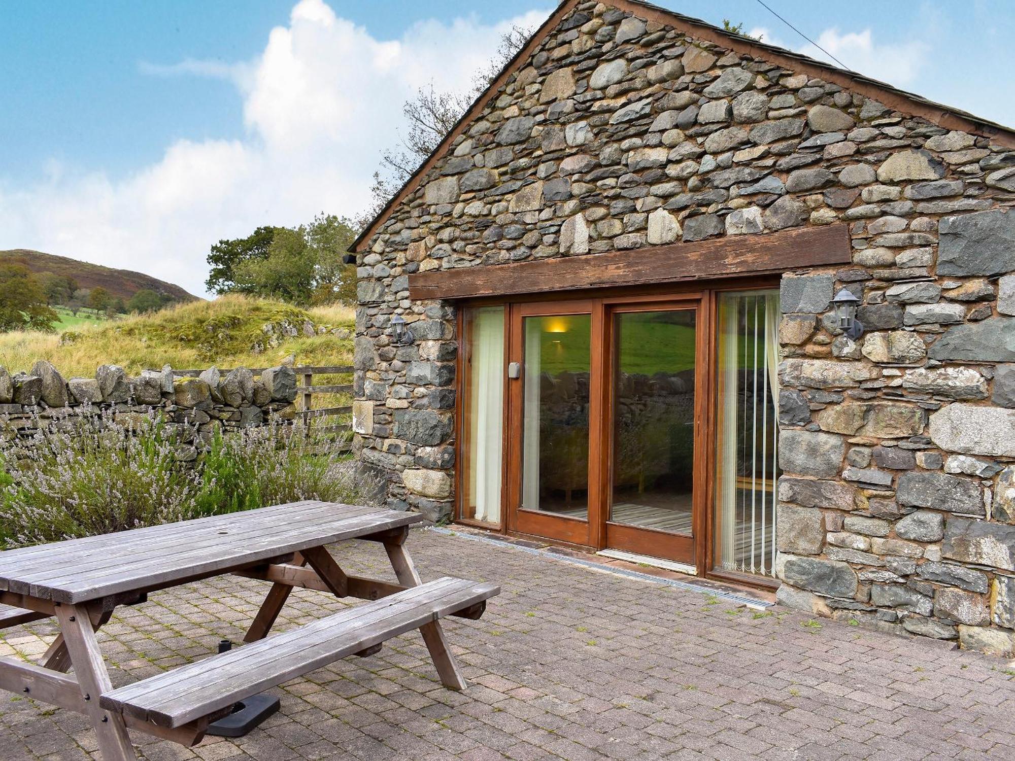Hilltoft Barn *